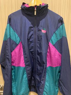 (Kategori: ) berada di . Dikirim oleh hobibaiquethrift (ID iklan 1378516659, Gambar 1). Deskripsi: .