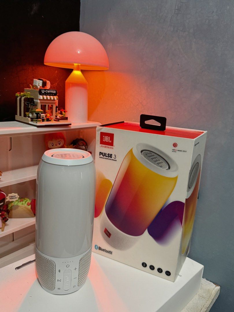 JBL PULSE 3 (Category: Soundbars, Speakers & Amplifiers) located in Subic. Submitted by gelgarth73829 (Listing ID 1378468456, Image 2). Description: brand new.