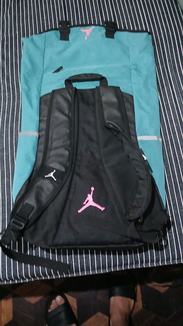 Jordan (Category: Backpacks) located in Santiago. Submitted by rhosphy (Listing ID 1378362108, Image 2). Description: .