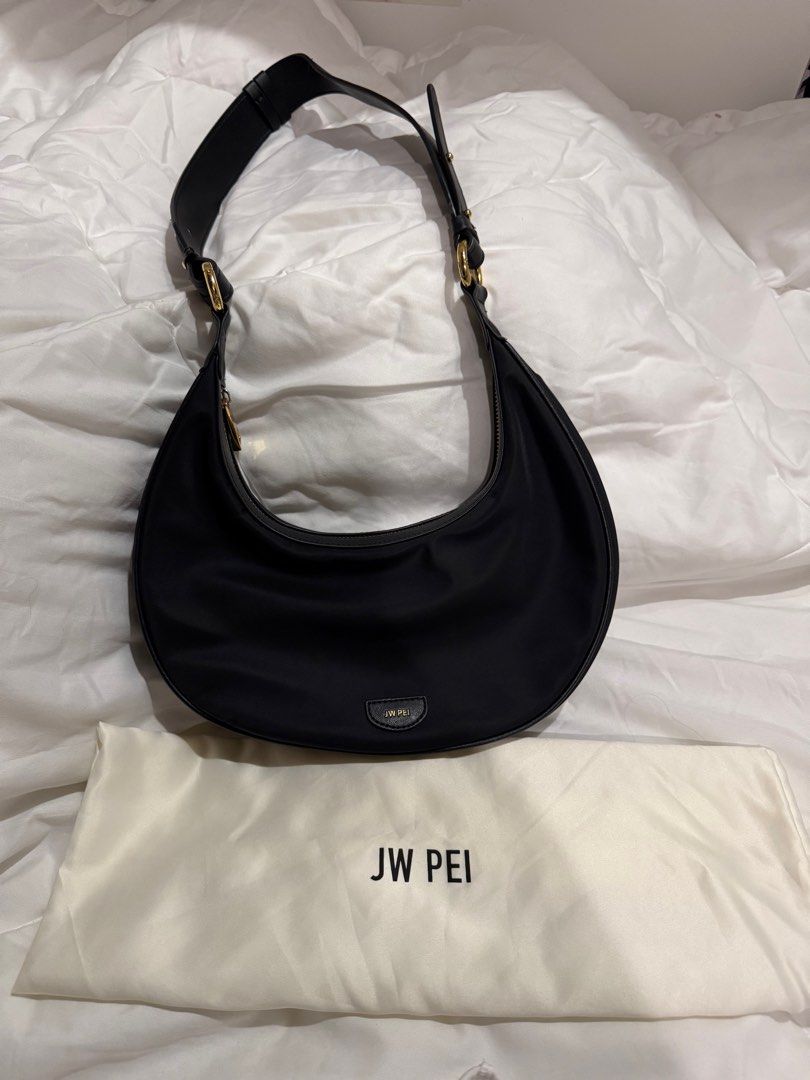 JW PEI - Carly Medium Shoulder Bag (Category: Luxury Bags & Wallets) located in Paranaque City. Submitted by jangluvr (Listing ID 1378481402, Image 1). Description: JW PEI Carly Medium Shoulder Bag - Black well used but there are no damages and still looks good as new 🥰.
