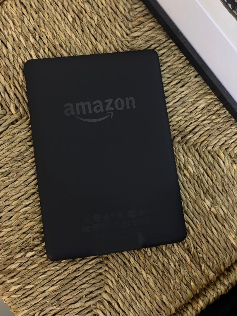 Kindle Paperwhite (6th Gen) - Black (Category: E-Readers) located in Singapore. Submitted by chinita.records (Listing ID 1378424771, Image 3). Description: Lightly used Kindle Paperwhite (6th generation) in mint condition. Features Wi-Fi connectivity. The screen is clear and the device functions as expected. The body has no scratches. Includes 1.61 GB of free space. Perfect for reading on the go!.