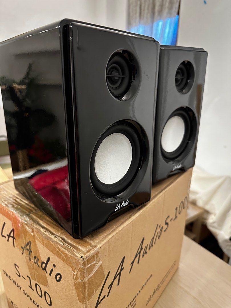 LA Audio M2 tube amp + S100 speakers (Category: Soundbars, Speakers & Amplifiers) located in Singapore. Submitted by retrocrates (Listing ID 1378392493, Image 2). Description: The amp alone is being sold for $680 at Retrophonic. Now you can have the amp AND the S100 speakers for just $250 Cash n carry LA AUDIO – M-2UB HYBRID TUBE AMPLIFIER $680.00 LA Audio – M-2UB is a small form hybrid tube amplifier that comes with Bluetooth function as well as