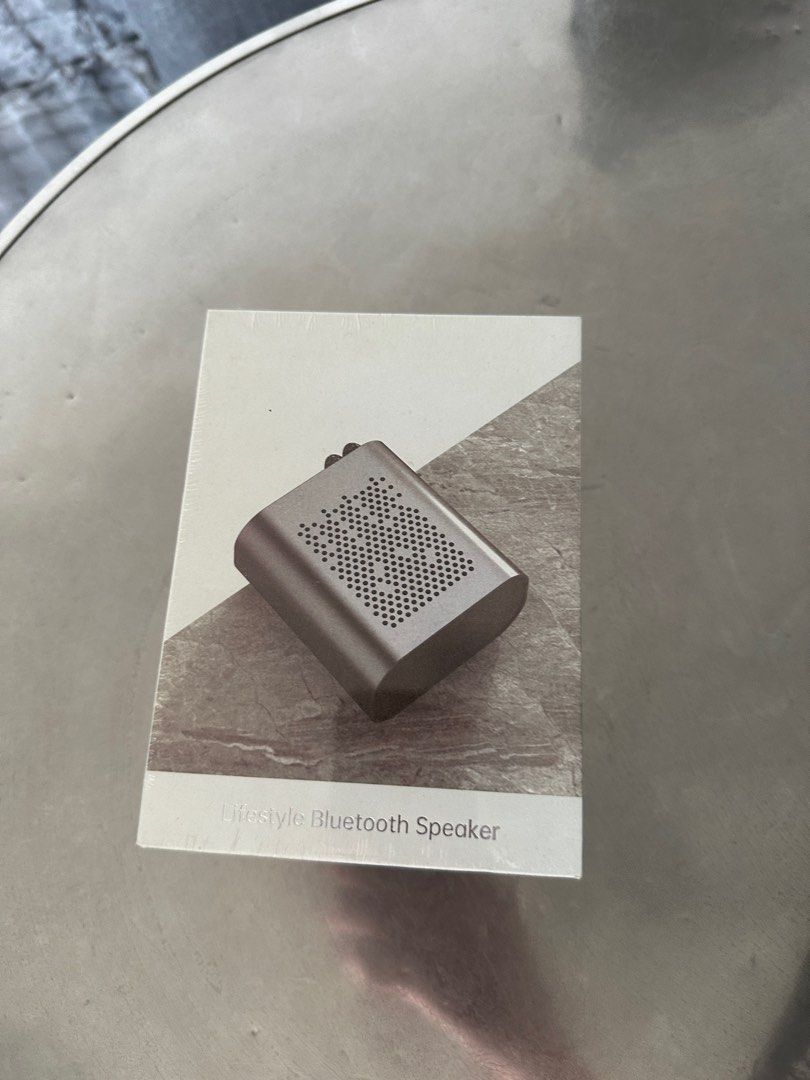 Lifestyle Bluetooth Speaker (Category: Soundbars, Speakers & Amplifiers) located in Singapore. Submitted by justjumpj (Listing ID 1378437698, Image 1). Description: New Lifestyle Bluetooth speaker. Compact and stylish design. Comes in original packaging..
