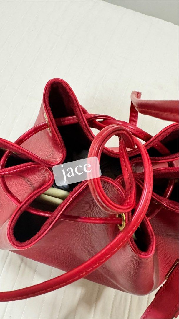 louis vuitton epi Noe (Category: Luxury Bags & Wallets) located in Dasmarinas. Submitted by jacejace (Listing ID 1378400432, Image 3). Description: Epi noe Can pasd as New Rank A - SA.