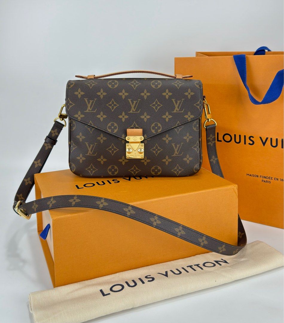 Lv metis (Category: Luxury Bags & Wallets) located in Manila. Submitted by luxuryprelovedbagsby_by_agnes (Listing ID 1358383310, Image 1). Description: Pochette Metis in Monogram 105k last price Accepting credit card payments Safe and contactless payment up to 36 months! Pay conveniently online . We offer you a safe and convenient way of paying online via link or email. No need to go out to pay for your purchases. You can pay thru your credit car