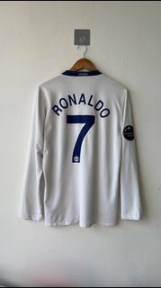 (Category: ) located in . Submitted by sundayfootballshirts.my (Listing ID 1378363997, Image 1). Description: .