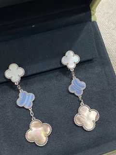 (Category: ) located in . Submitted by luxetreasuretrove (Listing ID 1378497790, Image 1). Description: .