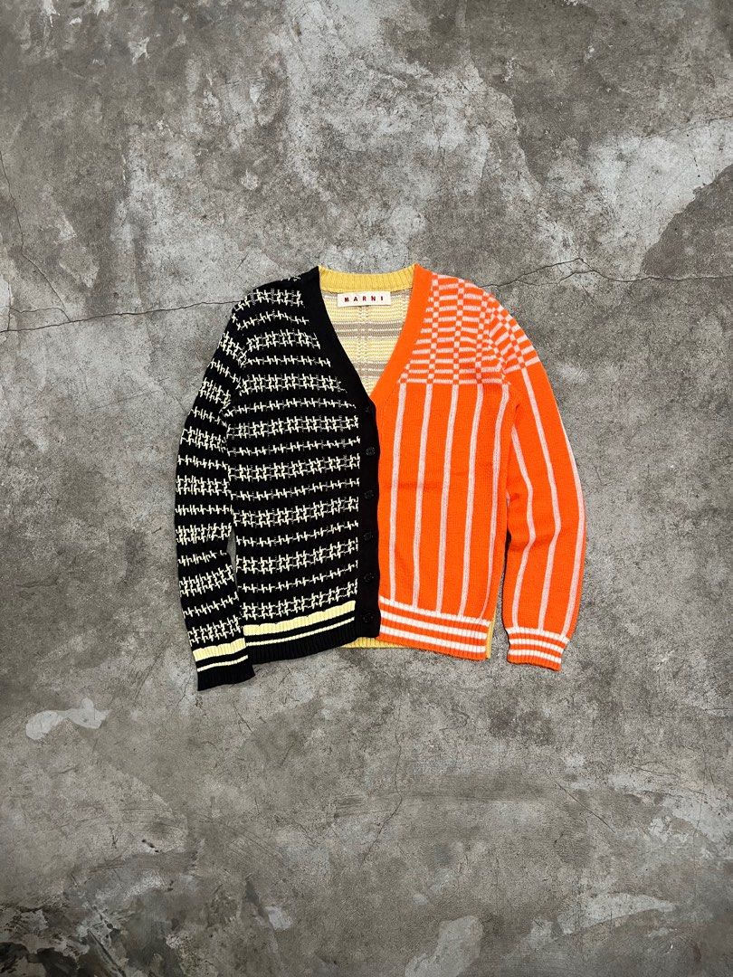Marni Multi Color Wool Cardigan (Category: Beverages) located in Naga. Submitted by nowhere_archive_shop (Listing ID 1378504367, Image 1). Description: Marni Multi Color Wool Cardigan 19/24 Good Condition Cut Wash Tag No Issue DM.