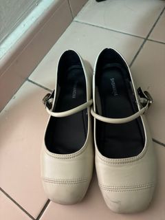 (Category: ) located in . Submitted by garangzhaobo.sg (Listing ID 1378386515, Image 1). Description: .
