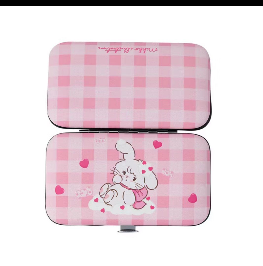 Mikko Illustrations Manicure Set 5 pcs Cammy (Category: Hands & Nails) located in Gapan. Submitted by why_knot_shoppette (Listing ID 1378468611, Image 2). Description: 300 + sf multiple pieces available !! will mark as sold if unavailable .