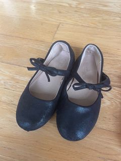 (Category: ) located in . Submitted by runwayboutique (Listing ID 1378433401, Image 1). Description: .