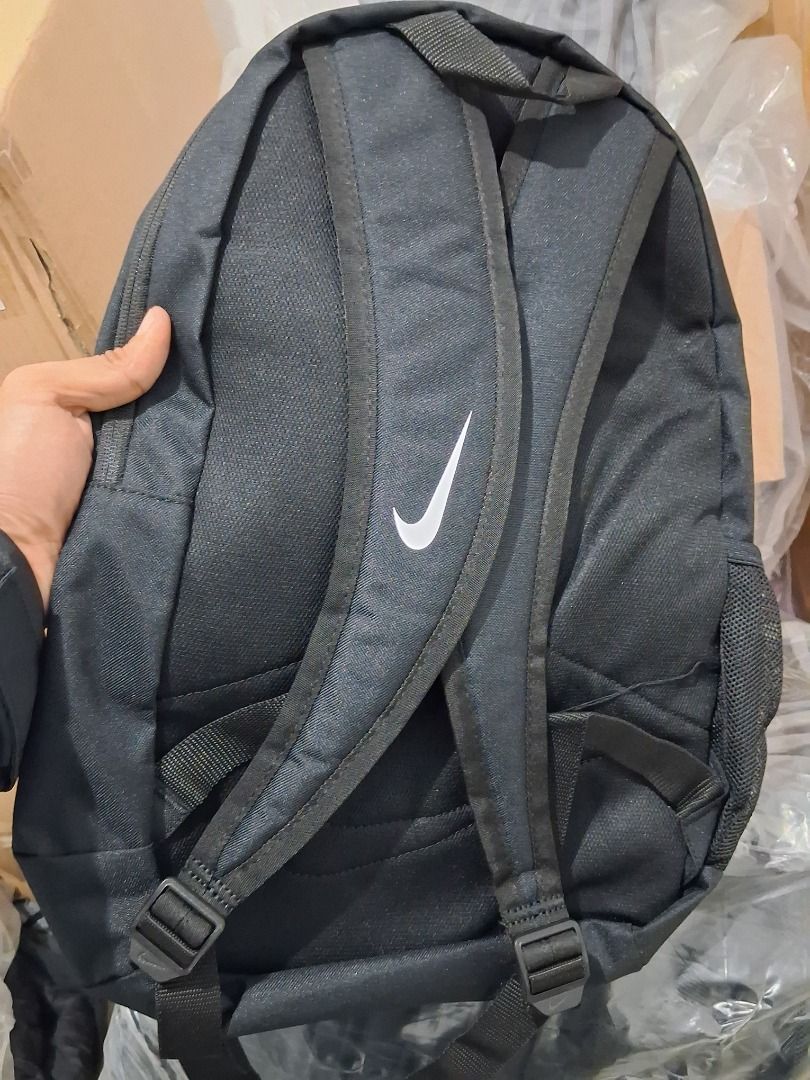 Nike Academy Team 21 Backpack Black/White 22L, Fesyen Pria, Tas
