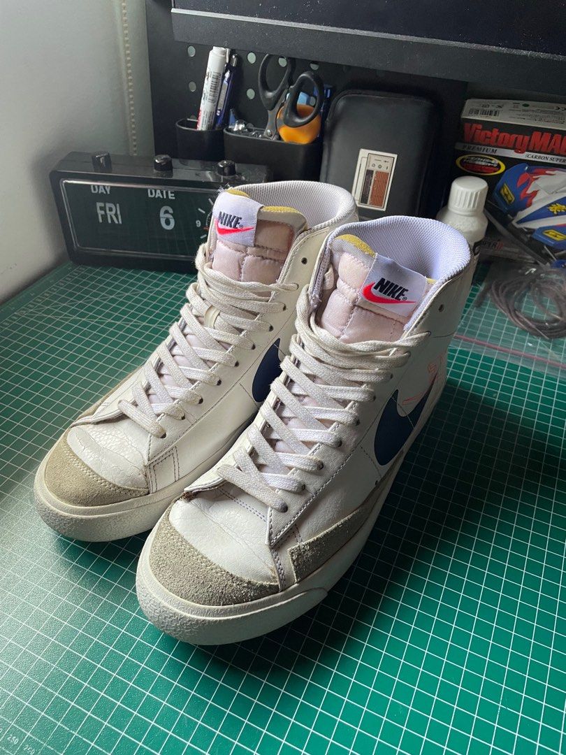 Nike Blazer Mid '77 Summit White – Ukuran 42, Fesyen Pria, Sepatu