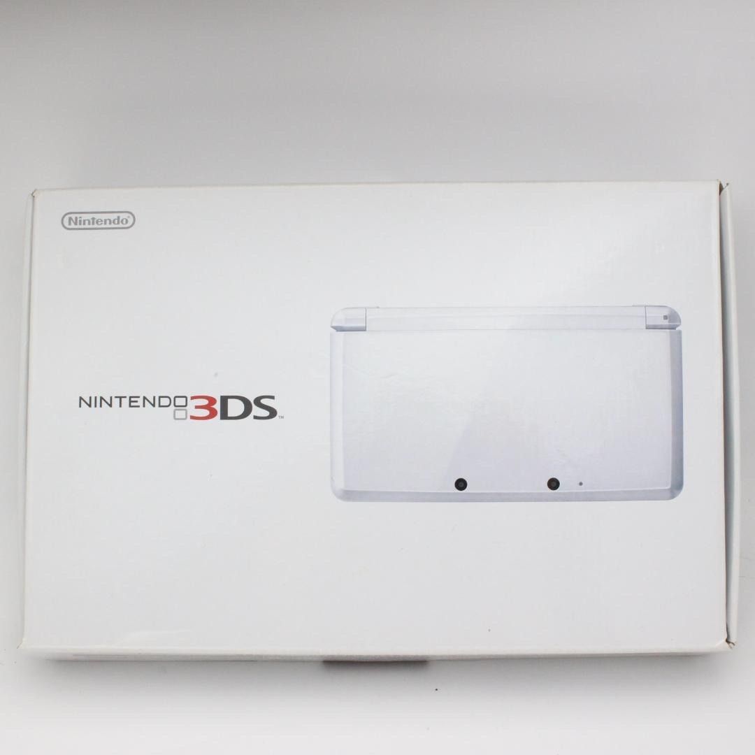 Nintendo 3DS Pure White (Category: Nintendo) located in Manila. Submitted by japan_treasure (Listing ID 1378440415, Image 1). Description: All functions have been confirmed to work, including button response, front and rear cameras, touch panel response on all four sides including the four corners, microphone, internet, etc. There is no battery expansion. The slide pad is smooth to the touch, not sticky, and operates smoothly. The top and bottom 