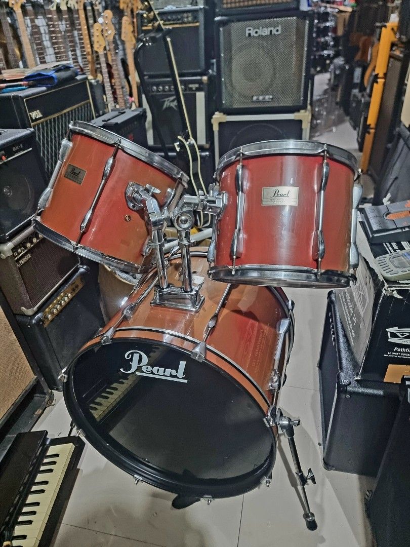 Pearl 3pcs drum Made (Category: Musical Instruments) located in Binan City. Submitted by jamrock.music (Listing ID 1378470002, Image 1). Description: "JAMROCK MUSIC STORE" JAPAN MUSICAL INSTRUMENTS location📍ST FRANCIS 7 SAN ANTONIO BIÑAN LAGUNA 📌pin@waze/googlemap JAMROCK Music store st paul project 4 biñan laguna the shop is closed by appointment for pick up only.please let us know if you are coming..