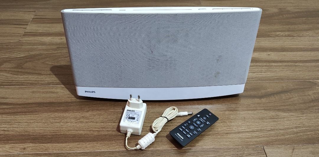Philips Micro Music System BTM2280/12 (Category: Portable Music Players) located in Quezon City. Submitted by luckymikeyus (Listing ID 1378407475, Image 1). Description: Philips BTM2280/12 Music System with remote control Bluetooth speaker AUX in available Audio CD player AM/FM radio tuner USB slot for external devices .