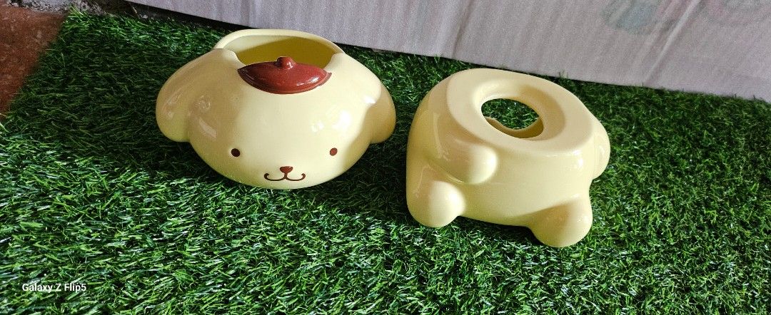 Pompompurin ceramics chocolate fondue (Category: Cookware & Accessories) located in Umingan. Submitted by liezelsona48963 (Listing ID 1378380388, Image 2). Description: Sanrio ceramics pompompurin for chocolate fondue 6 inches like new no box mop gcash.