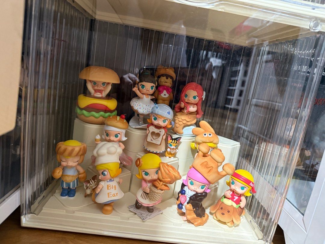 Popmart (Category: Designer & Blind Box Toys) located in Talavera. Submitted by janenuary28 (Listing ID 1378445451, Image 3). Description: Sold per set Guaranteed popmart item With card but no box Displayed only Send me a message for price inquiries.