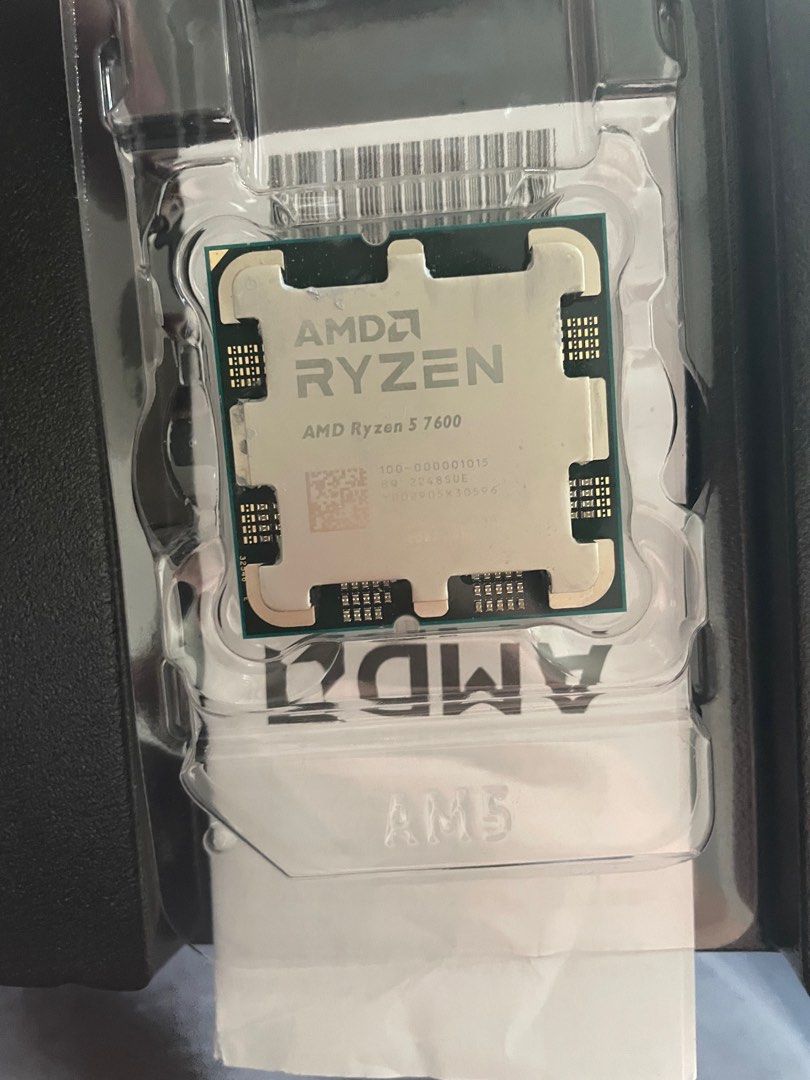 R5-7600 (Category: Computer Parts) located in Singapore. Submitted by jinxinchen97762 (Listing ID 1378441941, Image 1). Description: .