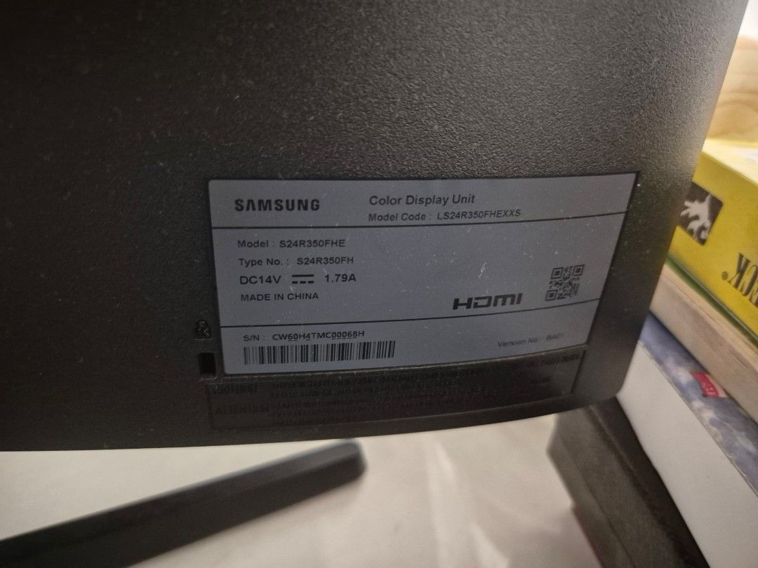 Samsung 24" FHD Monitor (Category: Monitor Screens) located in Singapore. Submitted by shaynelin (Listing ID 1378512402, Image 2). Description: - Samsung 24" FHD Monitor - Excellent condition - Ideal for work or gaming.