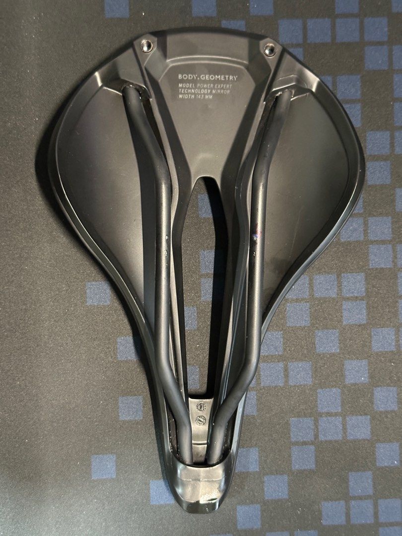 Specialized Power Expert with Mirror Saddle (Category: Parts & Accessories) located in Singapore. Submitted by hoseki888 (Listing ID 1378347281, Image 2). Description: 143mm width. Ride once. Not suitable. Bought a wider seat. .