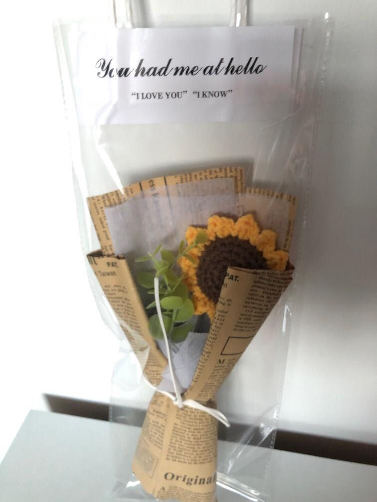 Sunflower Long Knitting Bouquet (Category: Handmade Craft) located in Singapore. Submitted by magic_1314 (Listing ID 1378476667, Image 3). Description: .
