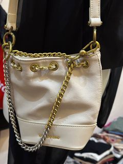 (Kategori: ) berada di . Dikirim oleh monicasilv61275 (ID iklan 1378416782, Gambar 1). Deskripsi: .