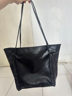 (Kategori: ) berada di . Dikirim oleh cikiki_preloved (ID iklan 1378355427, Gambar 1). Deskripsi: .