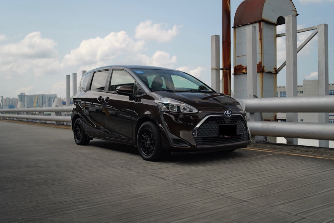 (Category: ) located in . Submitted by dzg_auto.car_rental (Listing ID 1378513155, Image 1). Description: .