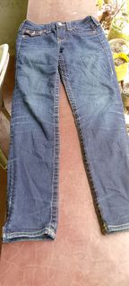 (Category: ) located in . Submitted by lee_ly (Listing ID 1378381436, Image 1). Description: .