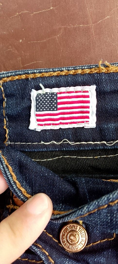 True Religion jeans (Category: Jeans) located in Montevista. Submitted by lee_ly (Listing ID 1378381436, Image 3). Description: waist - 25 color like new.