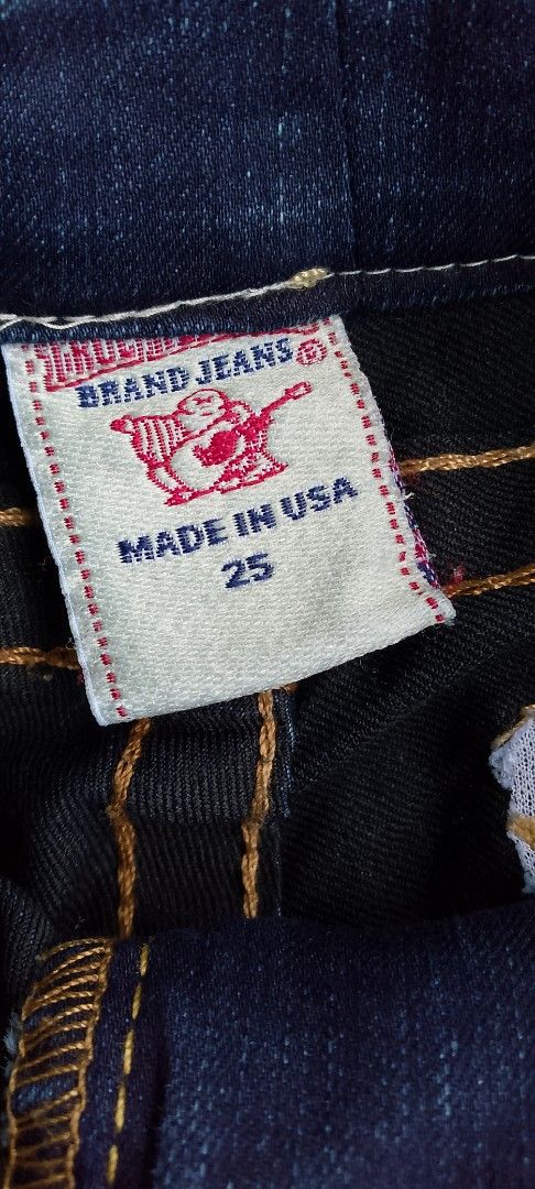 True Religion jeans (Category: Jeans) located in Montevista. Submitted by lee_ly (Listing ID 1378381436, Image 2). Description: waist - 25 color like new.
