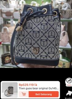 (Kategori: ) berada di . Dikirim oleh clothesbyheart (ID iklan 1378335710, Gambar 1). Deskripsi: .
