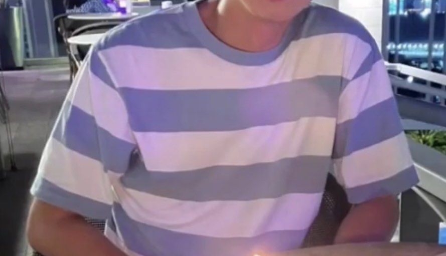 Uniqlo Striped T-Shirt - Size M (Category: Tshirts & Polo Shirts) located in Singapore. Submitted by limts89 (Listing ID 1378488698, Image 1). Description: Uniqlo striped t-shirt in size M. Features a blue and white striped design. Made in Indonesia. Great for casual wear. In excellent condition..