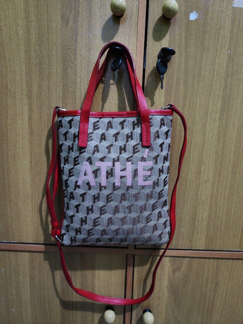 Vanessa Bruno ATHE Sling Bag, Fesyen Wanita, Tas Dompet di Carousell