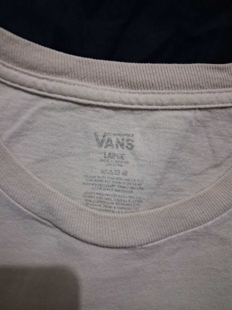 Vans Shirt (Category: Tshirts & Polo Shirts ) located in Caloocan City. Submitted by parkpeter (Listing ID 1378496536, Image 2). Description: vans 21 width 29 length.