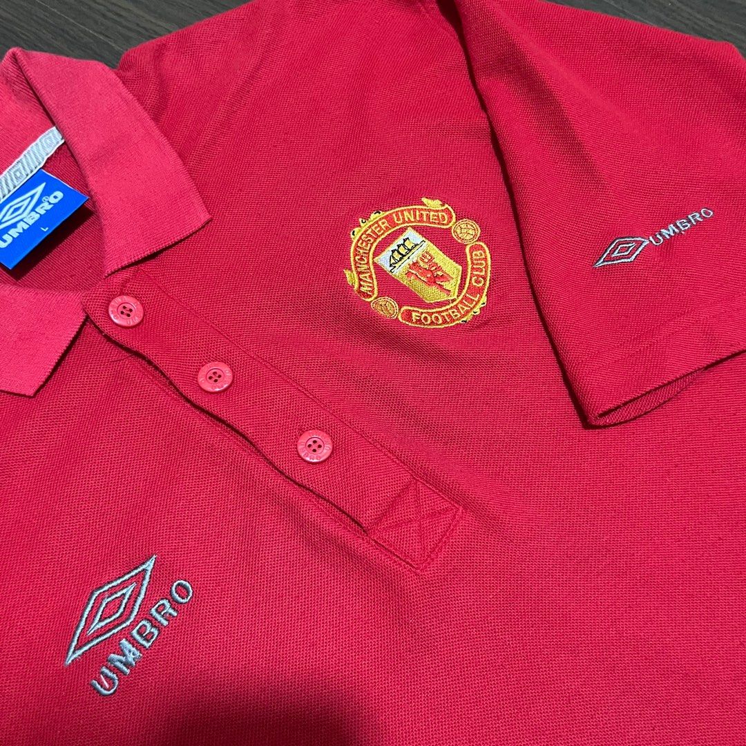Vintage manchester united umbro men red polo shirt size L adult (Category: Tshirts & Polo Shirts) located in Singapore. Submitted by airdior (Listing ID 1378444380, Image 3). Description: .