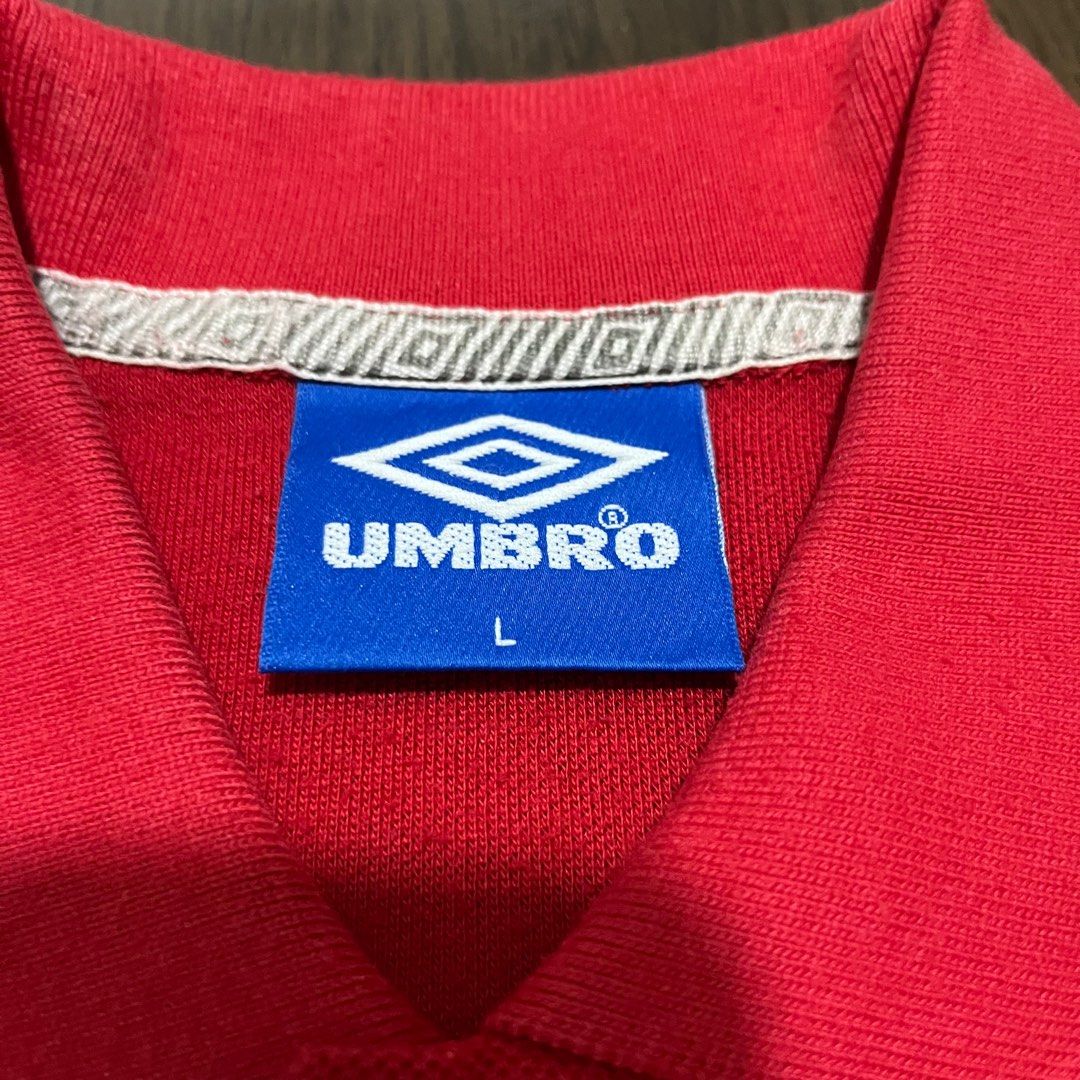Vintage manchester united umbro men red polo shirt size L adult (Category: Tshirts & Polo Shirts) located in Singapore. Submitted by airdior (Listing ID 1378444380, Image 2). Description: .