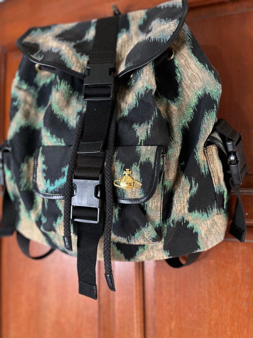 VIVIENE WESTWOOD HIGHLAND BACKPACK (Category: Luxury Bags & Wallets) located in Taguig. Submitted by maniladept. (Listing ID 1378384186, Image 3). Description: VINTAGE VIVIENNE WESTWOOD RUCKSACK BACKPACK AUTHENTIC OPTI ZIPPER AS NEW CONDITION NO FLAWS ITEM ONLY NEGOTIABLE DM.