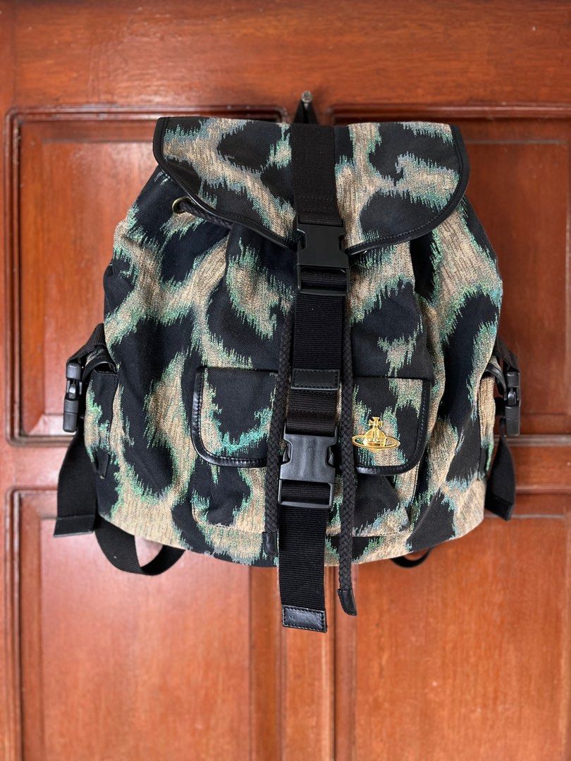 VIVIENE WESTWOOD HIGHLAND BACKPACK (Category: Luxury Bags & Wallets) located in Taguig. Submitted by maniladept. (Listing ID 1378384186, Image 1). Description: VINTAGE VIVIENNE WESTWOOD RUCKSACK BACKPACK AUTHENTIC OPTI ZIPPER AS NEW CONDITION NO FLAWS ITEM ONLY NEGOTIABLE DM.