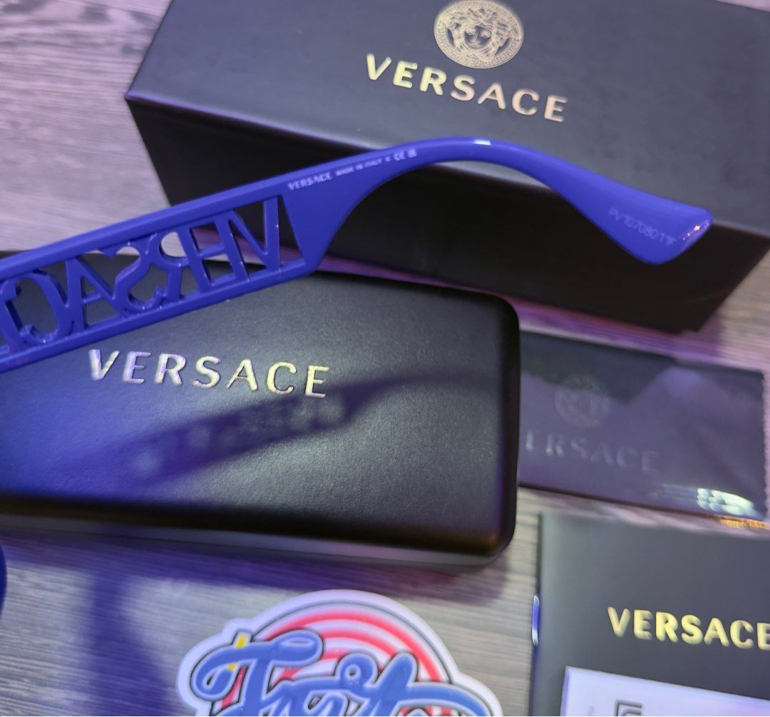V*RSACE Rectangular Sunglasses (Category: Sunglasses & Eyewear) located in Pasay City. Submitted by fritz_kickz_2012 (Listing ID 1378454892, Image 3). Description: V*RSACE Rectangular Sunglasses Colorway: Royal Blue Complete Inclusion w/ Box / Case / Cleaning Cloth / Card Brandnew Onhand.