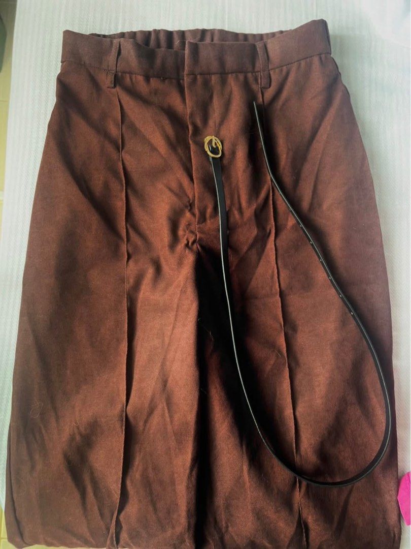 Womens Pants - Straight Cut (Category: Other Bottoms) located in Pasig City. Submitted by sasha_0121 (Listing ID 1378510954, Image 2). Description: "Price negotiable, pero auto pass sa BARAT" New!!! Shein Brand Size 28-34 M to Large.