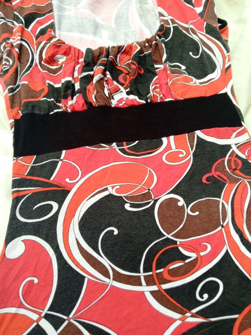 Y2k dress over jeans (Category: Blouses) located in General Santos City (Dadiangas). Submitted by roxys_thrift (Listing ID 1378383126, Image 2). Description: size: m body hugging message me for more info..