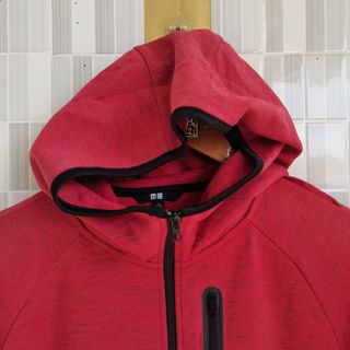 (Kategori: ) berada di . Dikirim oleh tweedhands02 (ID iklan 1383843236, Gambar 1). Deskripsi: .
