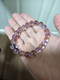 (Category: ) located in . Submitted by squishiesluvver_studio (Listing ID 1383775085, Image 1). Description: .