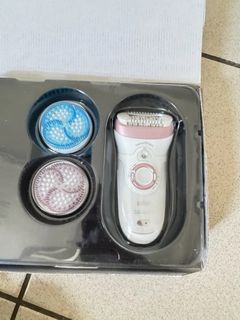 由 xie02120502345 (刊登 ID 1383812100，圖片 1) 提交，位於 的 (類別：)，說明：。