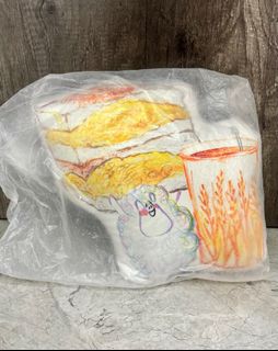 undercover cushion, 傢俬＆家居, 家居裝飾, 咕𠱸 - Carousell