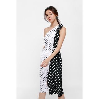(Kategori: ) berada di . Dikirim oleh bobamilk.apparel (ID iklan 1383733252, Gambar 1). Deskripsi: .