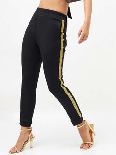 (Kategori: ) berada di . Dikirim oleh bobamilk.apparel (ID iklan 1383733634, Gambar 1). Deskripsi: .
