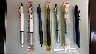 （分類：）位於 。 由 joewong_2010 提交（商品編號 1383798036，圖片 1）。簡介： 。